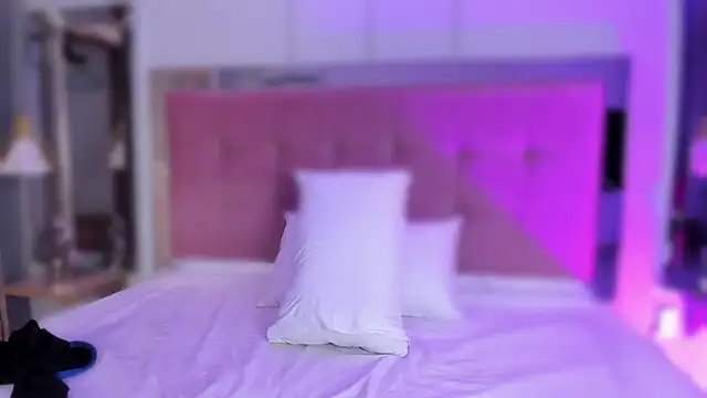 MelissaKarterrs online show from February 5, 12:30 pm