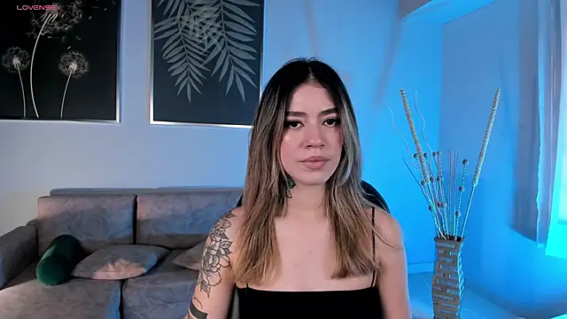 ViolettHansson online show from October 20, 6:22 pm