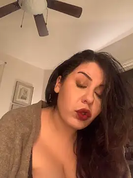 holyeroticss online show from November 30, 12:15 am