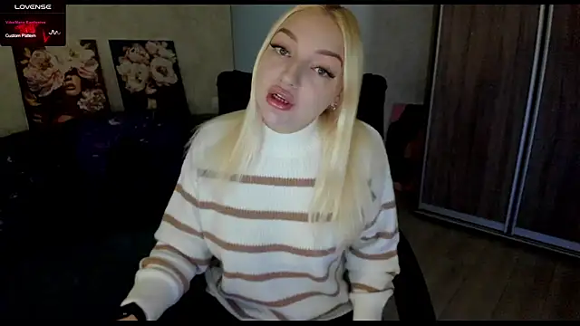 Stella  Cox online show from November 5, 10:53 am