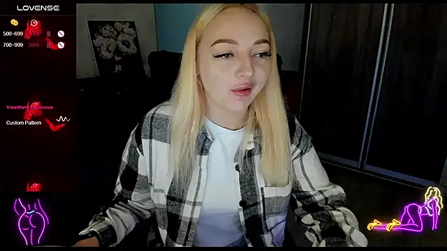 Stella  Cox online show from September 19, 5:28 am