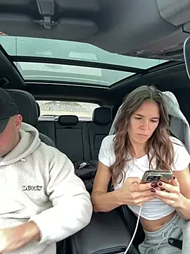 JuicyFruits93 online show from February 3, 1:49 pm