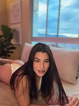 SaharaRush  online show from April 11, 9:51 pm