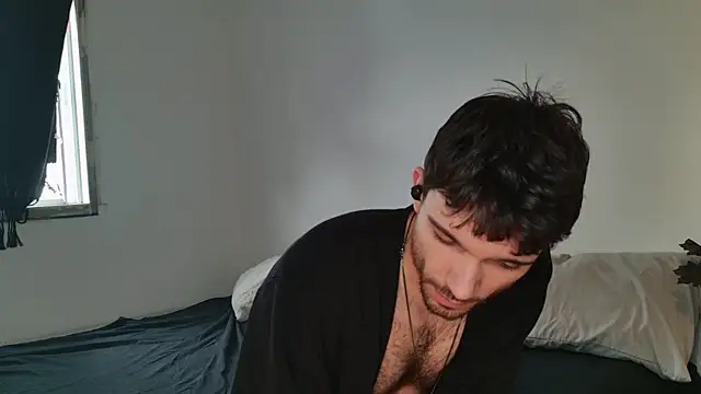 JackDesFeux online show from November 16, 3:45 pm