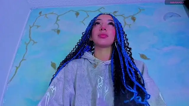 SaturnooStonee online show from December 22, 7:00 am