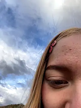 melody-dy online show from September 12, 10:28 pm