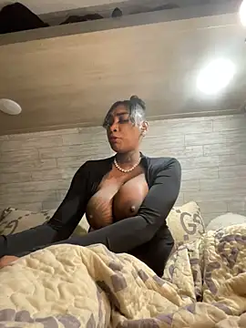 CUMQUEEN-XXX69 online show from September 17, 5:27 am