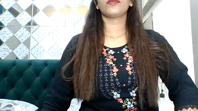 sparkling queen online show from November 23, 1:24 pm