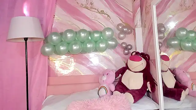 JessyZoe online show from October 9, 1:48 pm