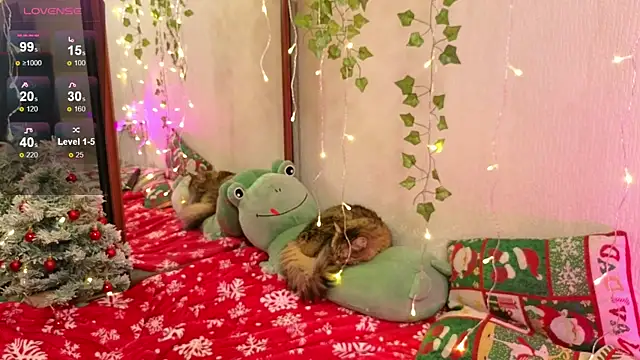 christy memeow online show from December 14, 8:03 pm