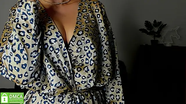 annakillianox online show from November 23, 6:27 am