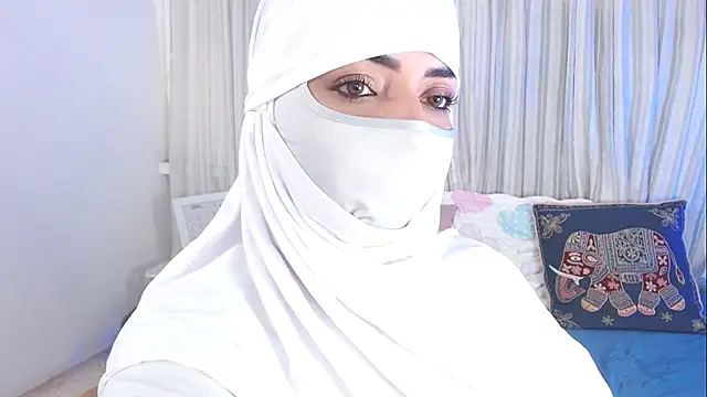 Uzra hayed online show from October 8, 8:46 pm