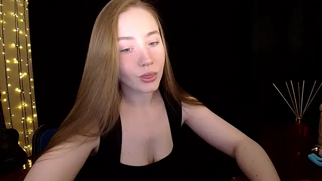 SindiWatsoon online show from April 17, 4:53 pm