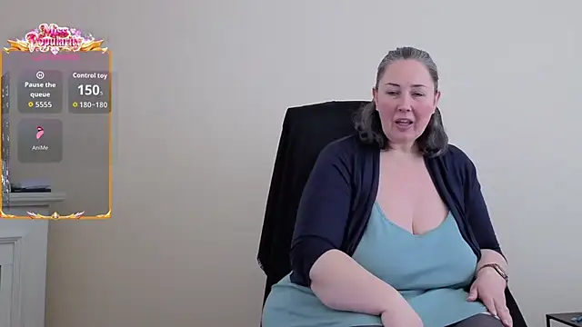 MilfGina online show from April 13, 8:59 am