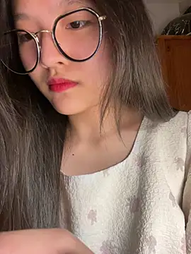 Krixxi22 online show from March 6, 5:41 pm