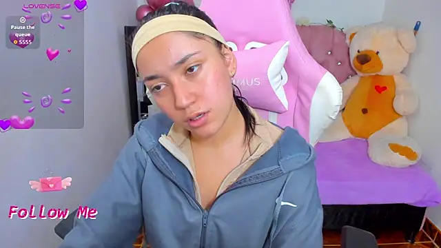 Karla  cute online show from October 14, 10:51 am