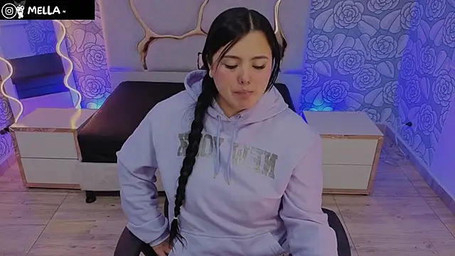 Mellani tay online show from September 25, 4:11 am