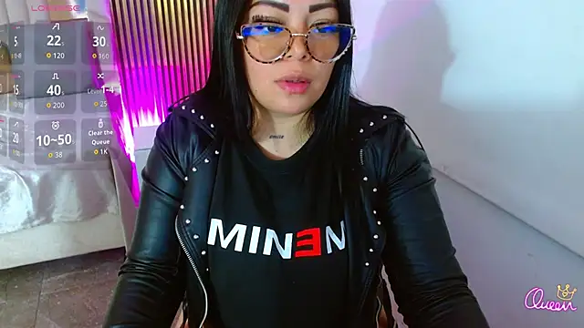 martinna tay online show from May 31, 3:56 am