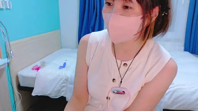 CherryMomo online show from August 6, 10:55 am