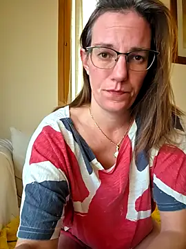 SpiceLea online show from October 18, 4:21 pm