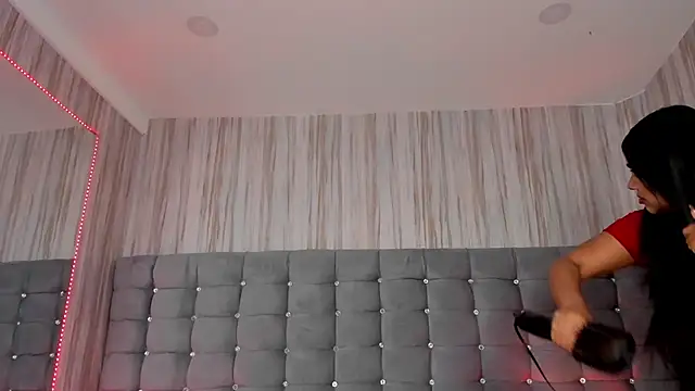 Poacahontasfg online show from March 19, 3:55 am