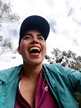  andrea30 online show from April 2, 1:41 pm