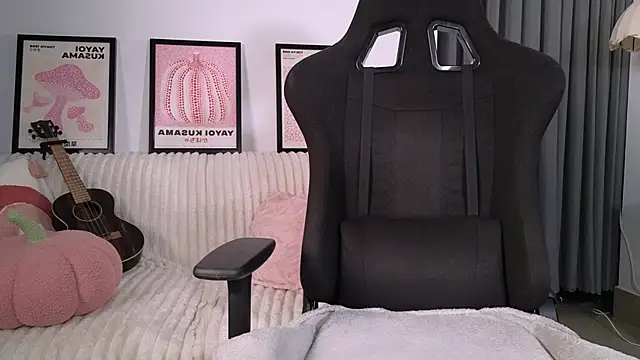 VanessaBayer2 online show from April 23, 10:34 pm