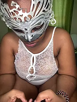 nur lin online show from March 13, 10:49 am