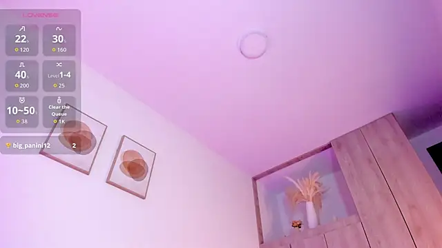 Mia 222 online show from March 3, 11:05 am