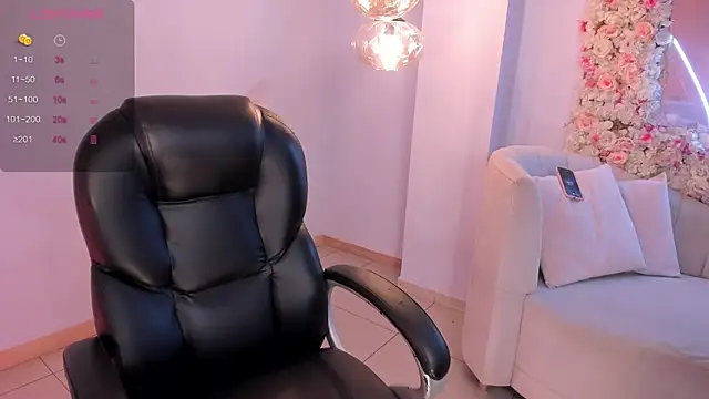 MarianneLane online show from March 23, 8:26 pm