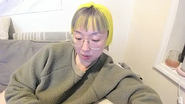 luxgray online show from March 2, 11:43 pm