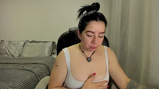 Im coco online show from April 18, 10:29 am