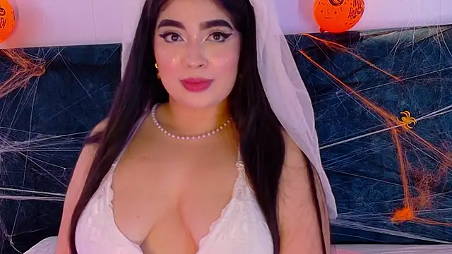 AgathaLynx online show from October 31, 11:36 am