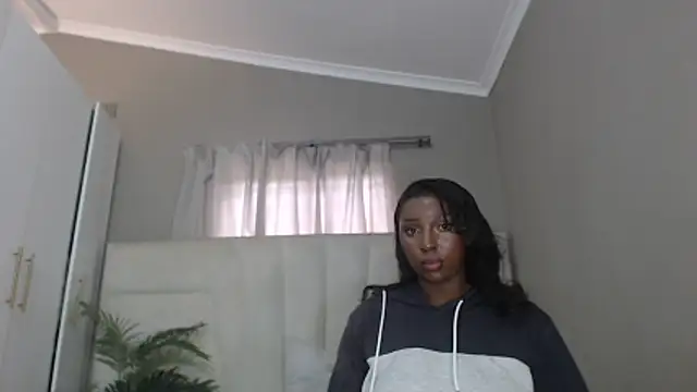 naughtyblackdolie online show from January 18, 8:54 am