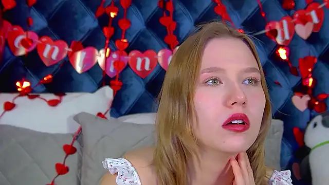 LiliLinn online show from February 16, 4:45 am