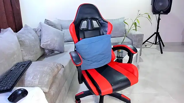 ashleyxlove1 online show from March 27, 11:22 am