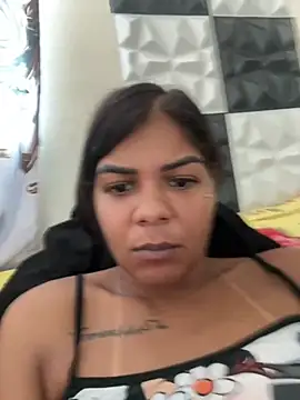 Indiazinhax online show from February 3, 5:50 pm