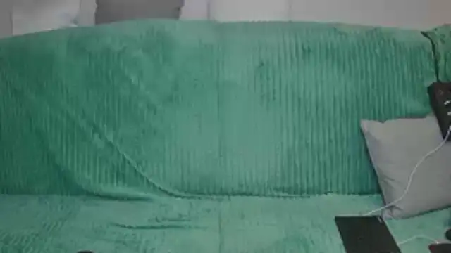 ElllaNuar online show from April 24, 12:30 pm