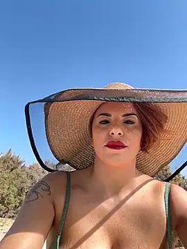 Selvaggia official83 online show from February 22, 11:44 am