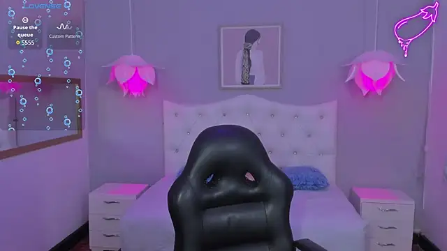 Lisa7 7 online show from January 13, 6:45 pm