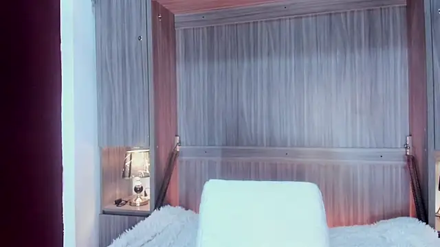 valerymeyerr online show from April 16, 12:05 pm