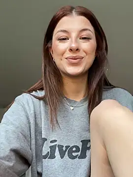 Mia-Minou online show from April 6, 7:31 am