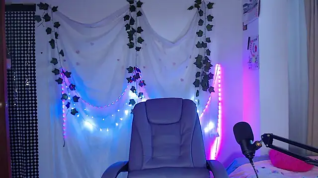 sophie north online show from January 16, 10:50 pm