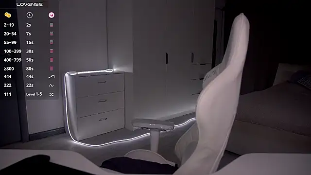 Evelinka online show from February 8, 5:27 pm