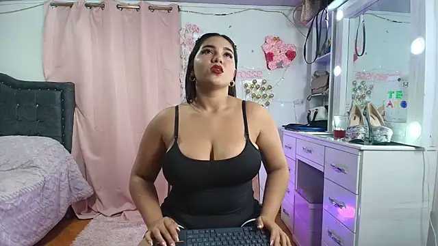 AnnaRosse1 online show from February 20, 3:27 am