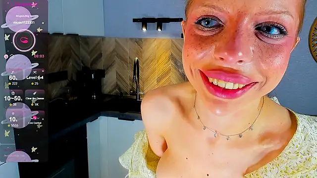 Hannah Carr online show from March 12, 8:33 pm