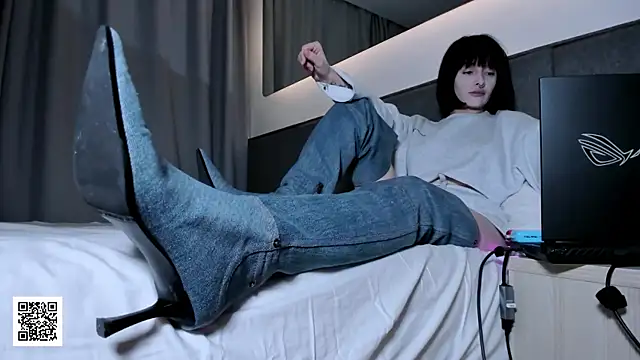  Goddess Misha  online show from January 9, 8:46 pm