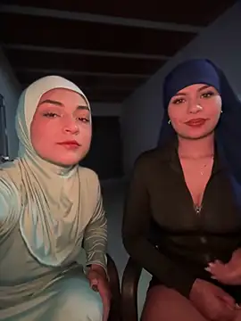 lalilamassu1 online show from September 15, 12:08 am