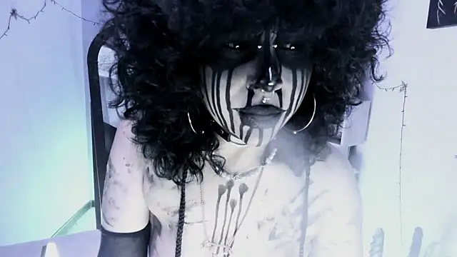 kuromi69 online show from April 18, 8:28 am