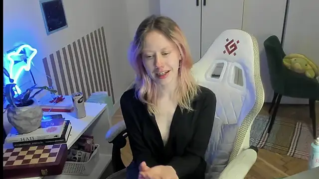 Silly  Milly online show from June 5, 6:52 am